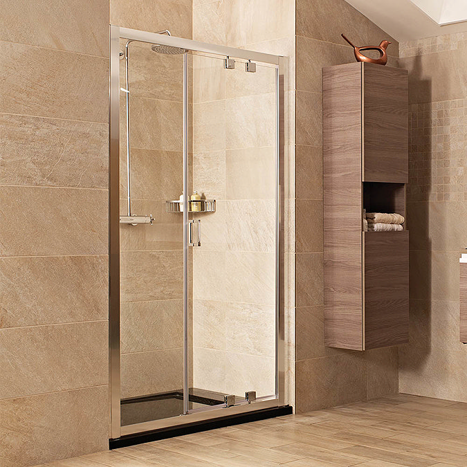 Roman Lumin8 Inward-Opening Shower Door - Various Size Options Large Image