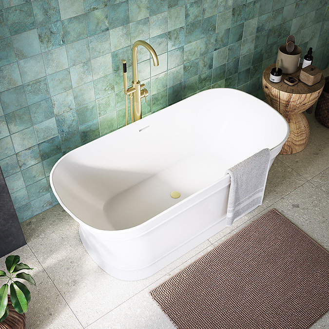 Roxbury Double Ended Curved Freestanding Bath (1650 x 780mm) with Waste