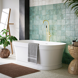 Roxbury Double Ended Curved Freestanding Bath (1650 x 780mm) with Waste