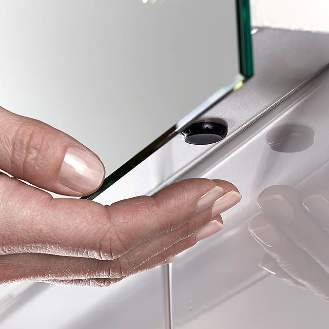 Sensio Glimmer 1200 x 600mm Dimmable LED Mirror with Demister Pad - SE30746C0 Feature Large Image