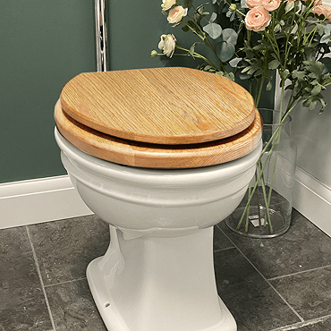 Silverdale Light Oak Wooden Seat for High/Low Level Toilets