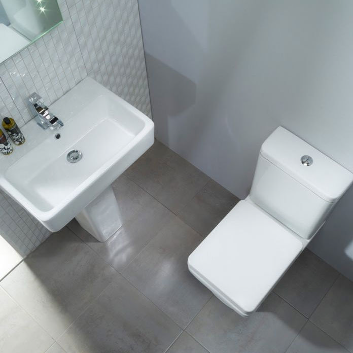 Tavistock Q60 Short Projection WC & Soft Close Seat In Bathroom Large Image
