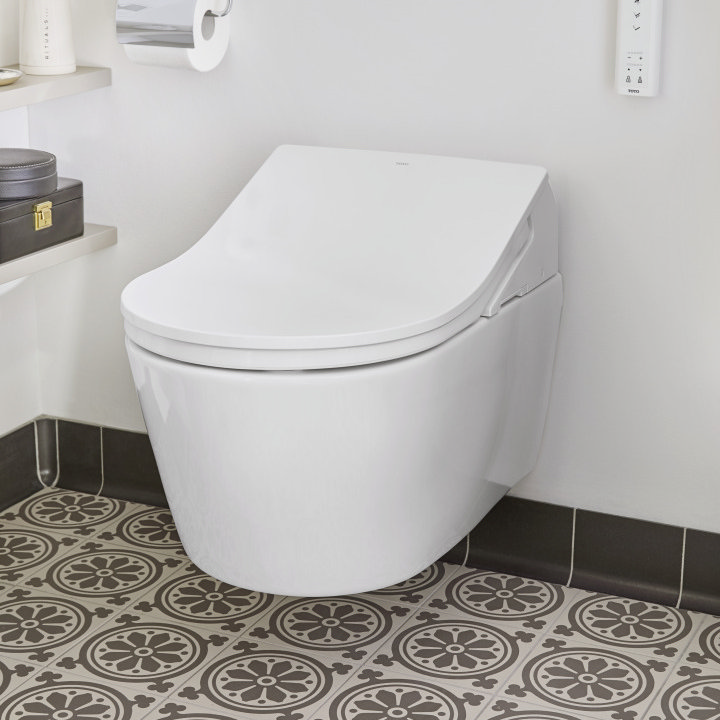 Toto Washlet RX Rimless Wall Hung Shower Toilet & Remote Control
