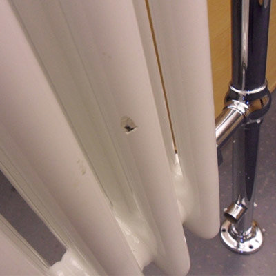 Traditional Heated Towel Rail 640 x 945mm - Chrome - Ex Display Profile Large Image