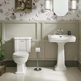 Trafalgar 4-Piece Bathroom Suite (Close Coupled Toilet with 640mm Basin and Full Pedestal)