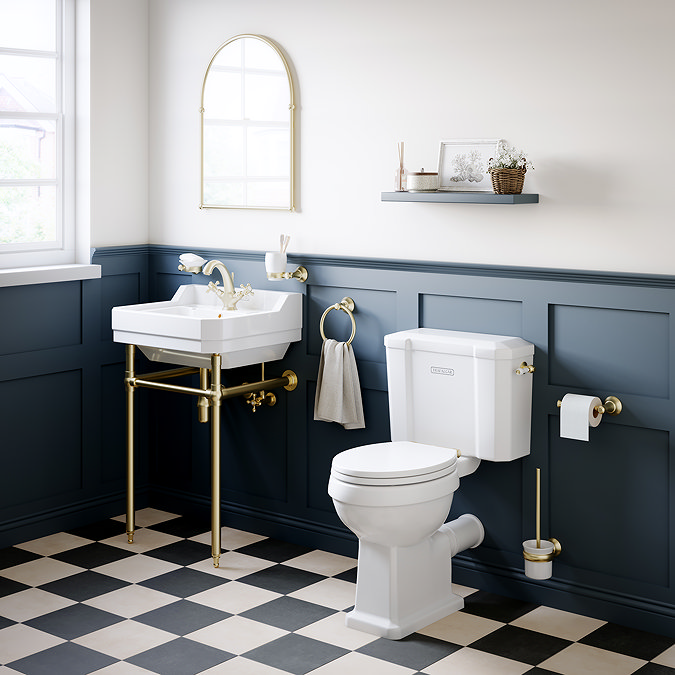 Trafalgar Close Coupled Traditional Toilet – White Ceramic WC with Brushed Brass Flush & Soft Close Seat