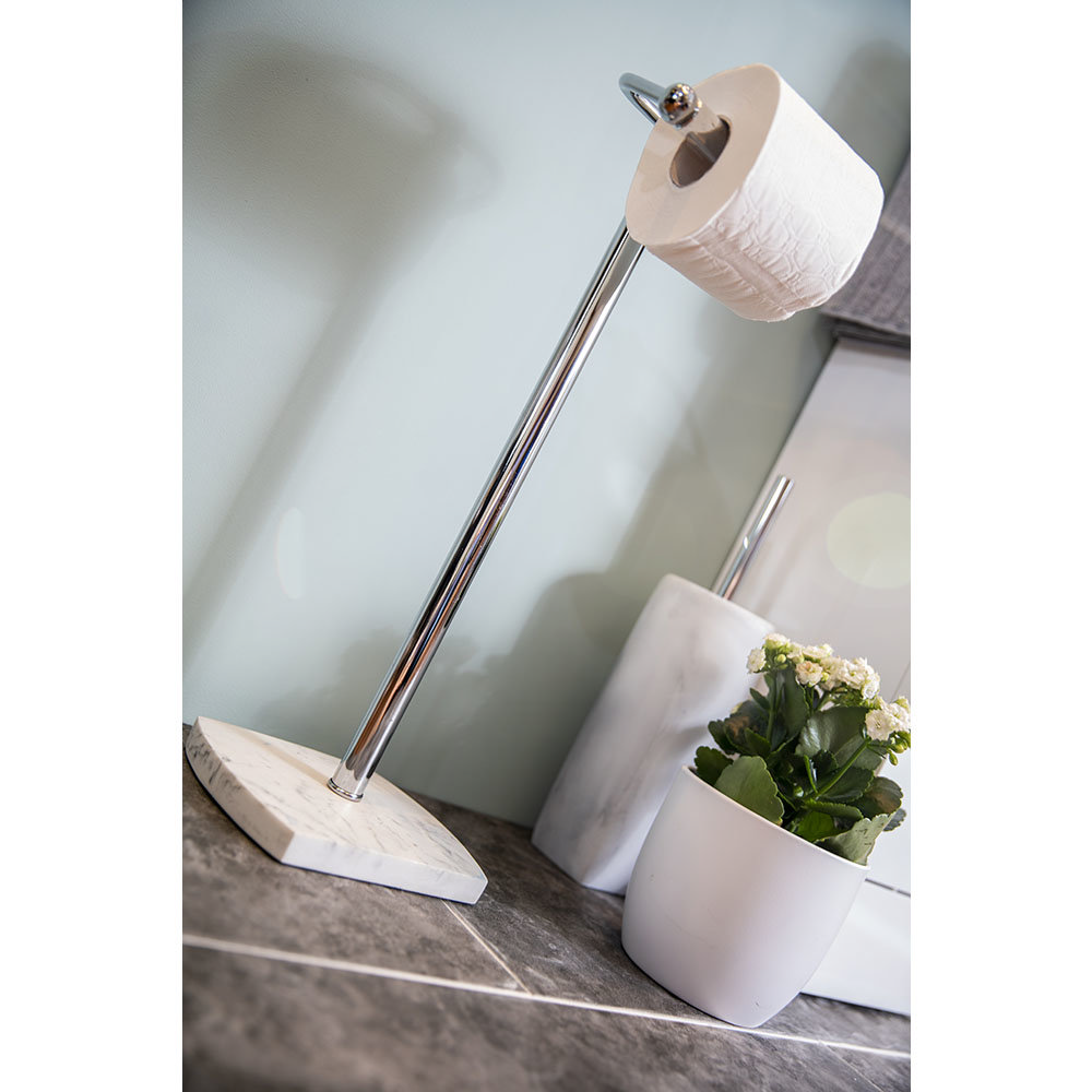 Stone effect store toilet roll holder