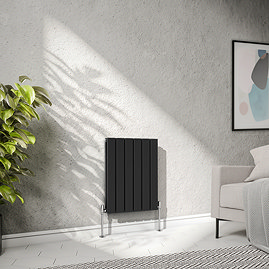 Urban Horizontal Radiator - Matt Black - Double Panel (600mm High) 456mm Wide