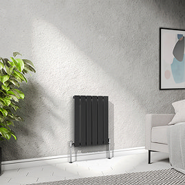 Urban Horizontal Radiator - Matt Black - Single Panel (600mm High) 456mm Wide