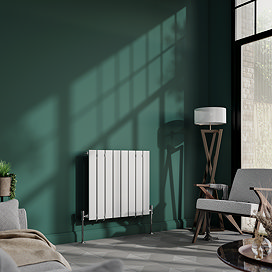 Urban Horizontal Radiator - White - Single Panel (600mm High) 608mm Wide