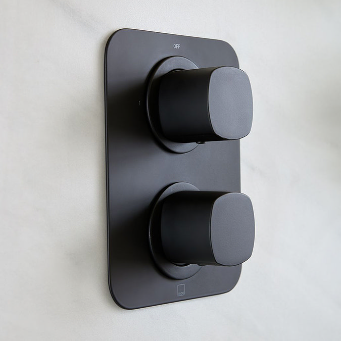 Vado Cameo Shower Pack with Multi Function Handset - Matt Black