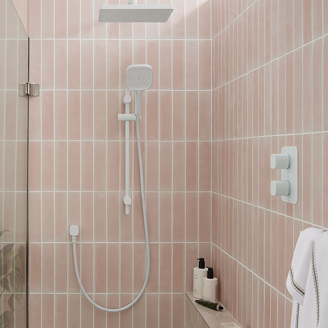 Vado Cameo Soft Square Wall Outlet - Matt White