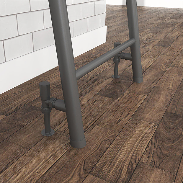 Venice Anthracite Leaning Ladder 1800 x 500mm Heated Towel Rail Victorian Plumbing UK
