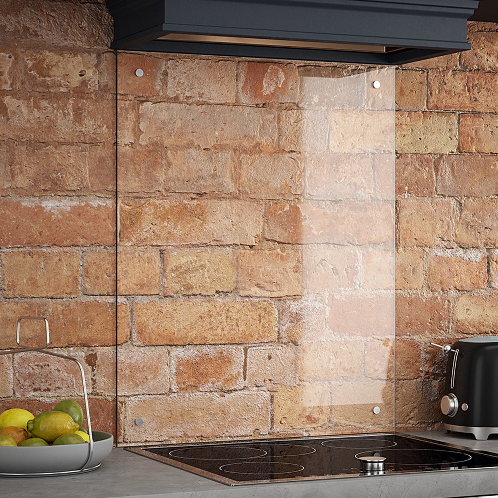 Tile Caps Kitchen Venice Clear Glass Kitchen Splashback 600 x 700mm - Satin Chrome Caps