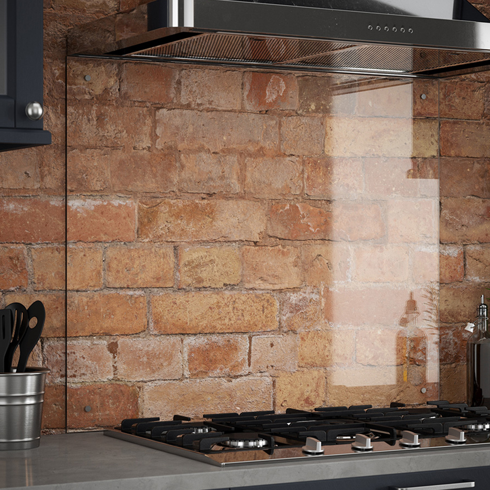 Tile Caps Kitchen Venice Clear Glass Kitchen Splashback 900 x 700mm - Brushed Chrome Caps