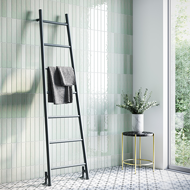 Venice Matt Black Leaning Ladder 1800 x 500mm Heated Towel Rail