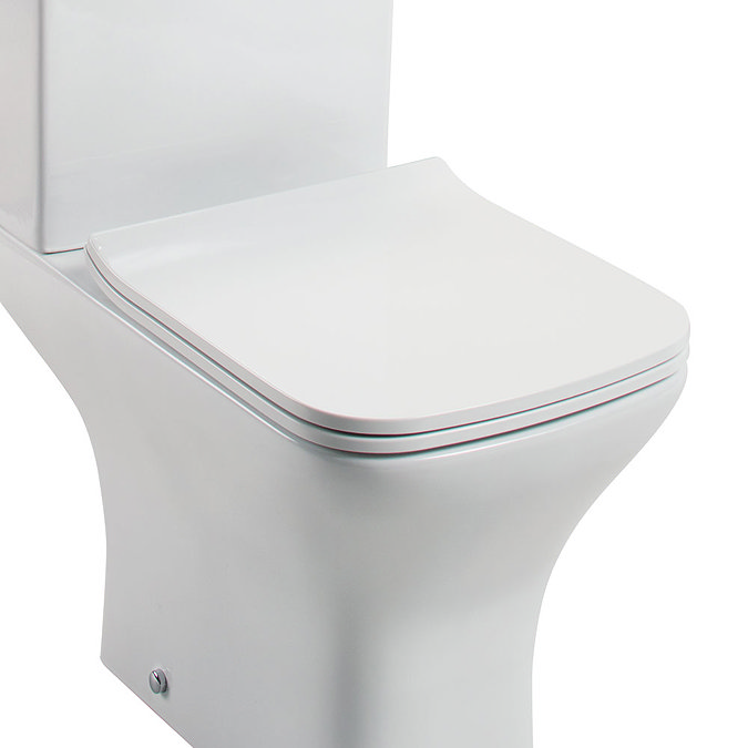 Venice Premium Slimline Soft Close Toilet Seat Large Image