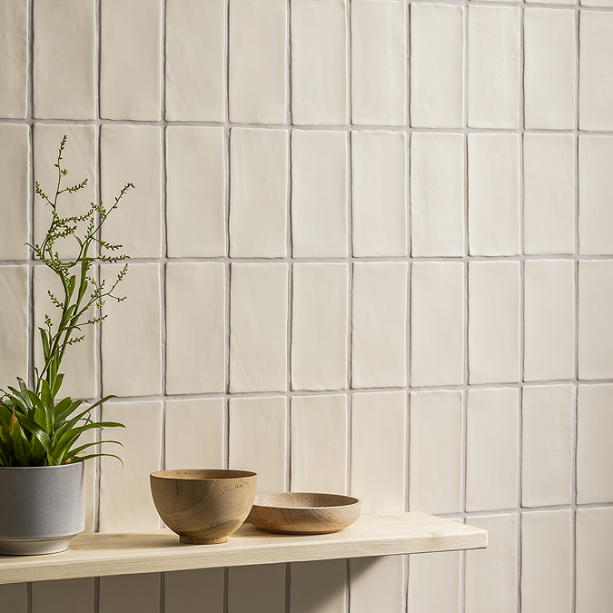 Vernon Rustic Ivory Gloss Ceramic Wall Tiles 75 x 150mm