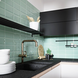 Victoria Metro Wall Tiles - Mint Green - 20 x 10cm Large Image