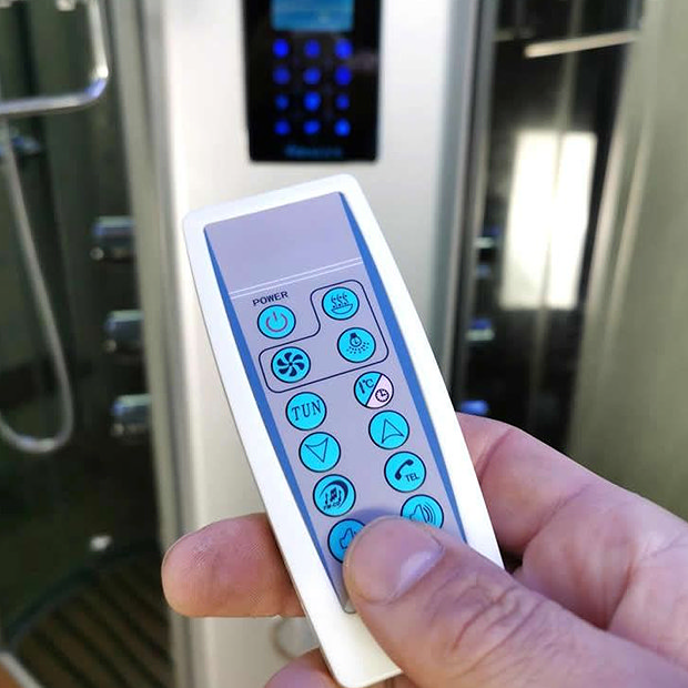 Vidalux Clearwater 1200 x 800 Black Frame Steam Shower