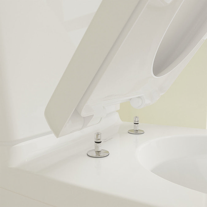 Villeroy and Boch O.novo BTW Close Coupled Toilet (Bottom Entry Water Inlet) + Soft Close Seat  Prof