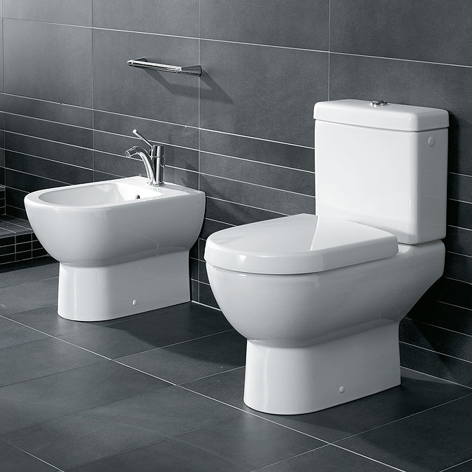 Villeroy and Boch Subway 2.0 Open Back Close Coupled Toilet + Soft Close Seat Feature Large Image