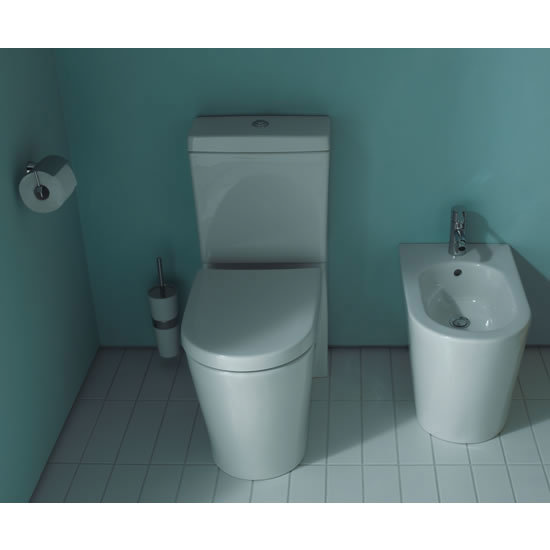 Vitra Matrix Close Coupled Toilet 2 Seat Options at Victorian