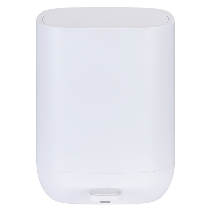 Wenko Davos 5 Litre Pedal Bin - White