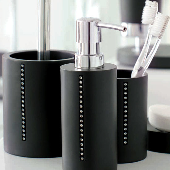 Wenko Diamond Bath Accessories Set Black at Victorian Plumbing UK