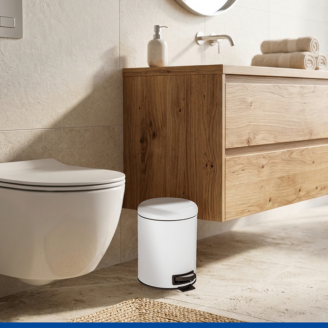 Wenko Leman 5 Litre Pedal Bin - White