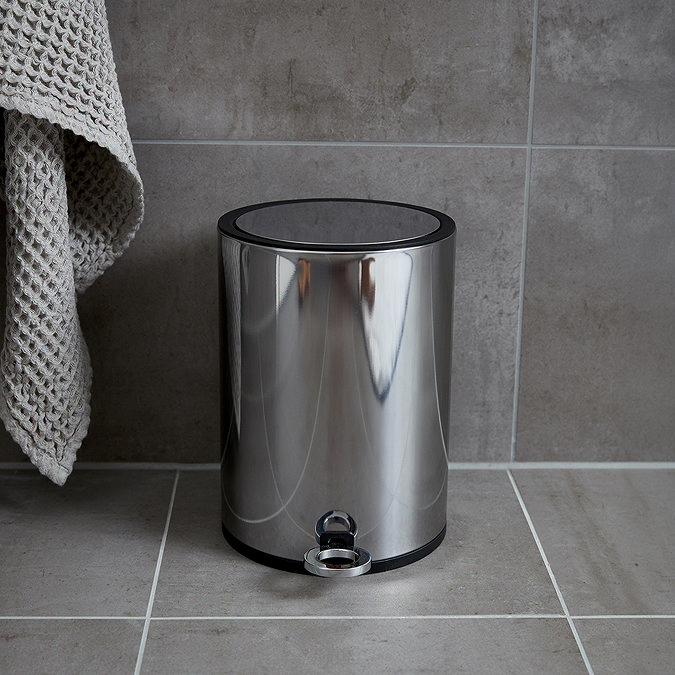 Wenko Monza 3 Litre Pedal Bin - Stainless Steel